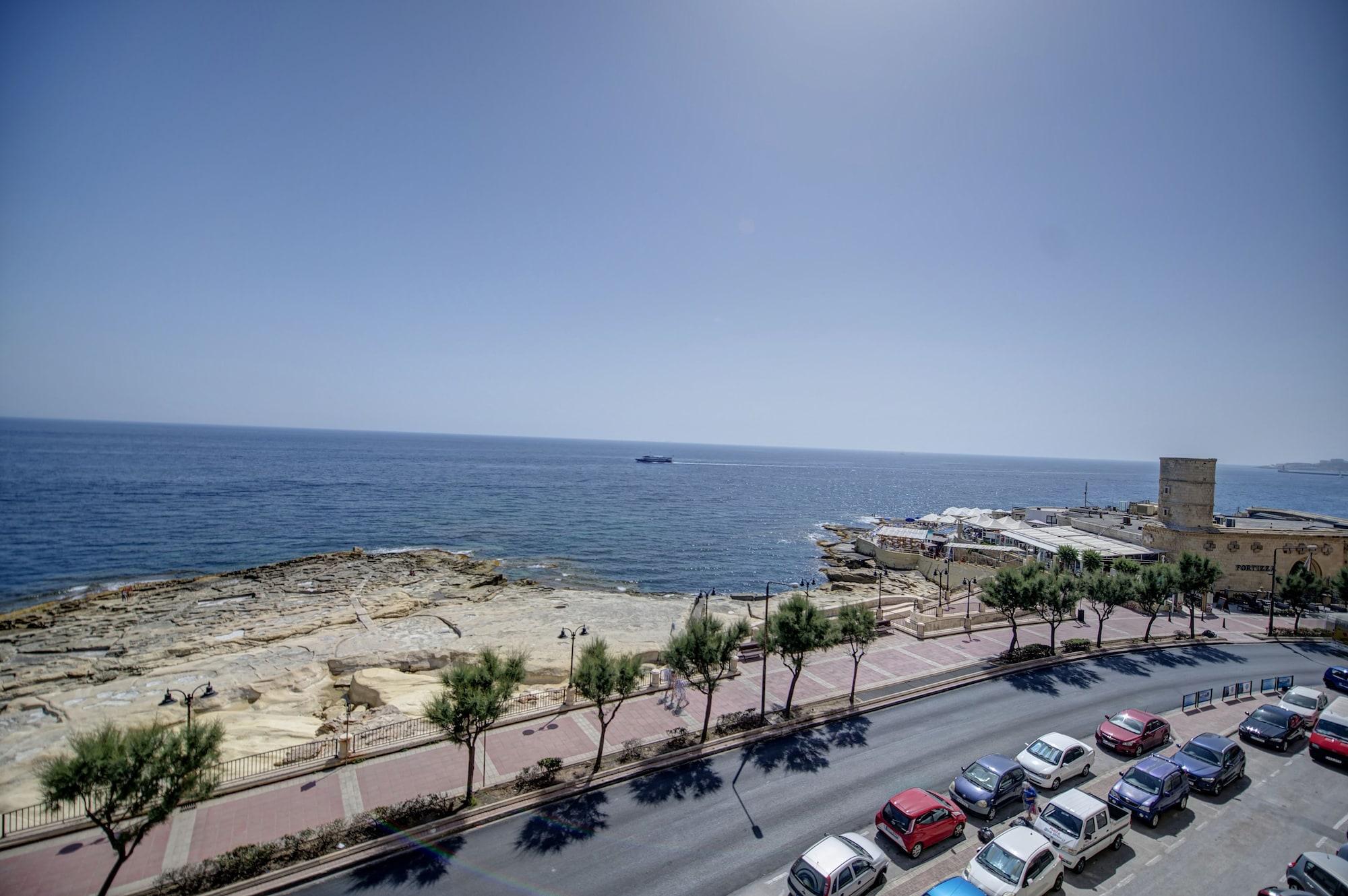 סליאמה Europa Hotel מראה חיצוני תמונה