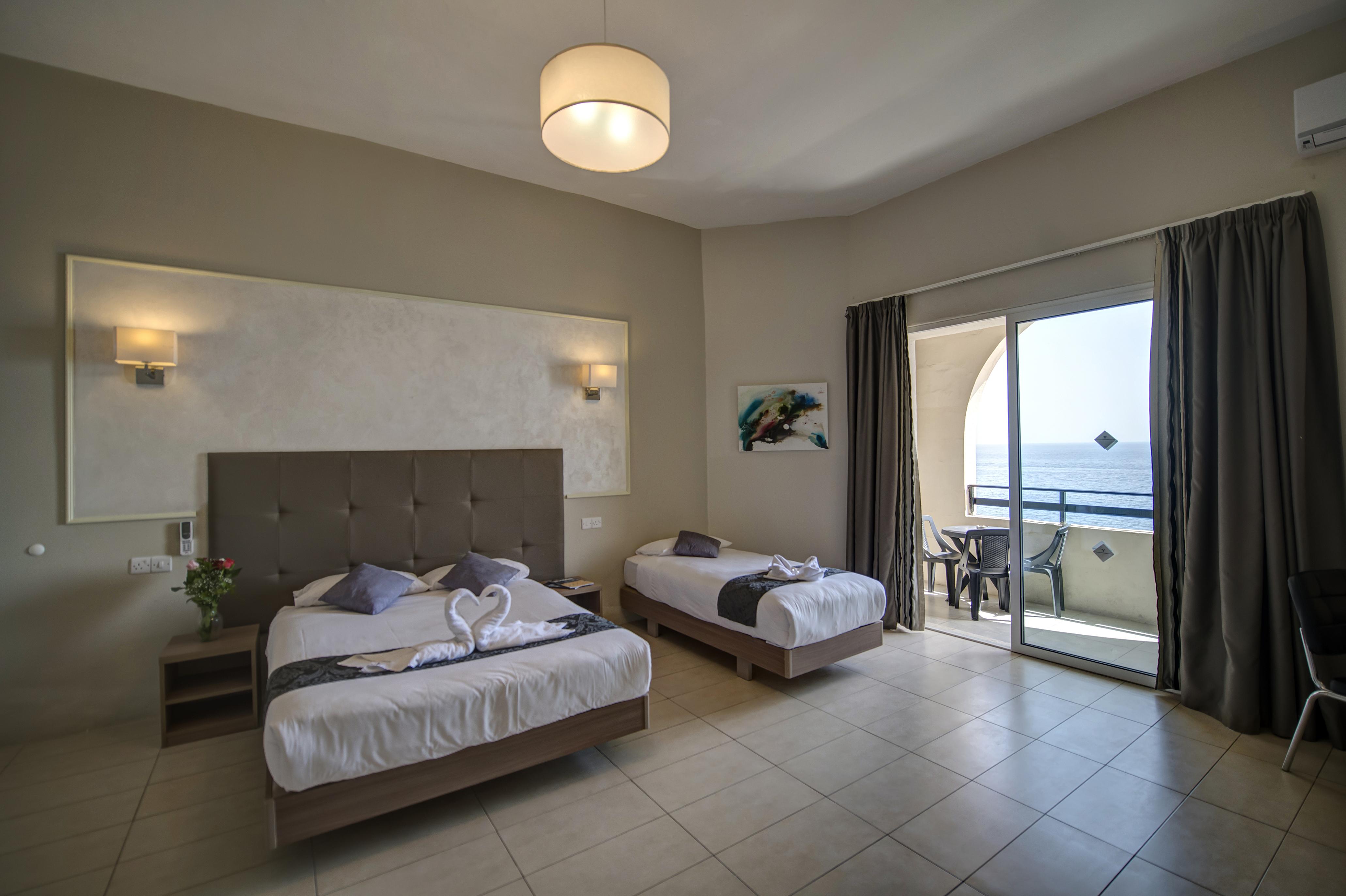 סליאמה Europa Hotel מראה חיצוני תמונה