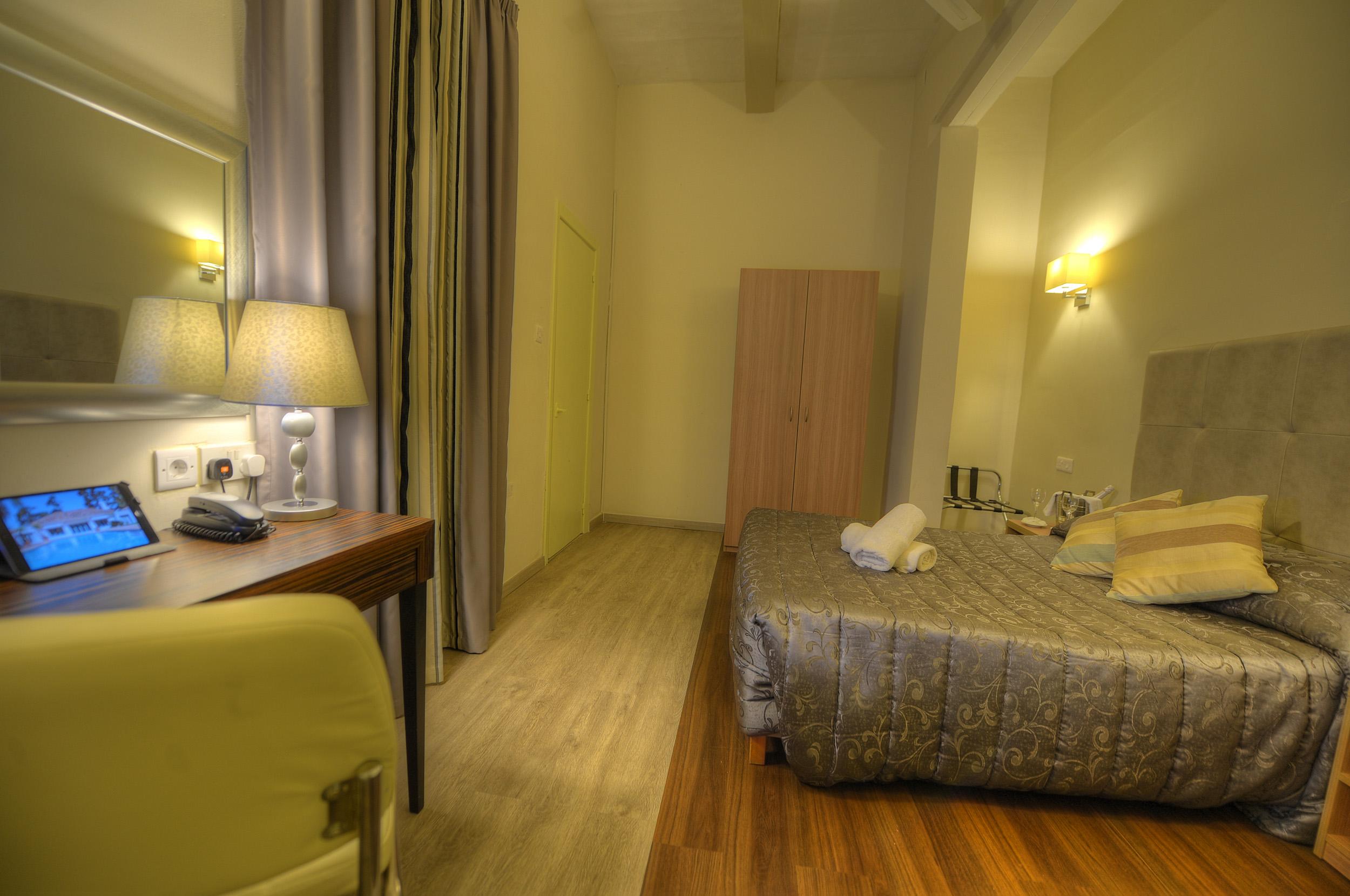 סליאמה Europa Hotel מראה חיצוני תמונה