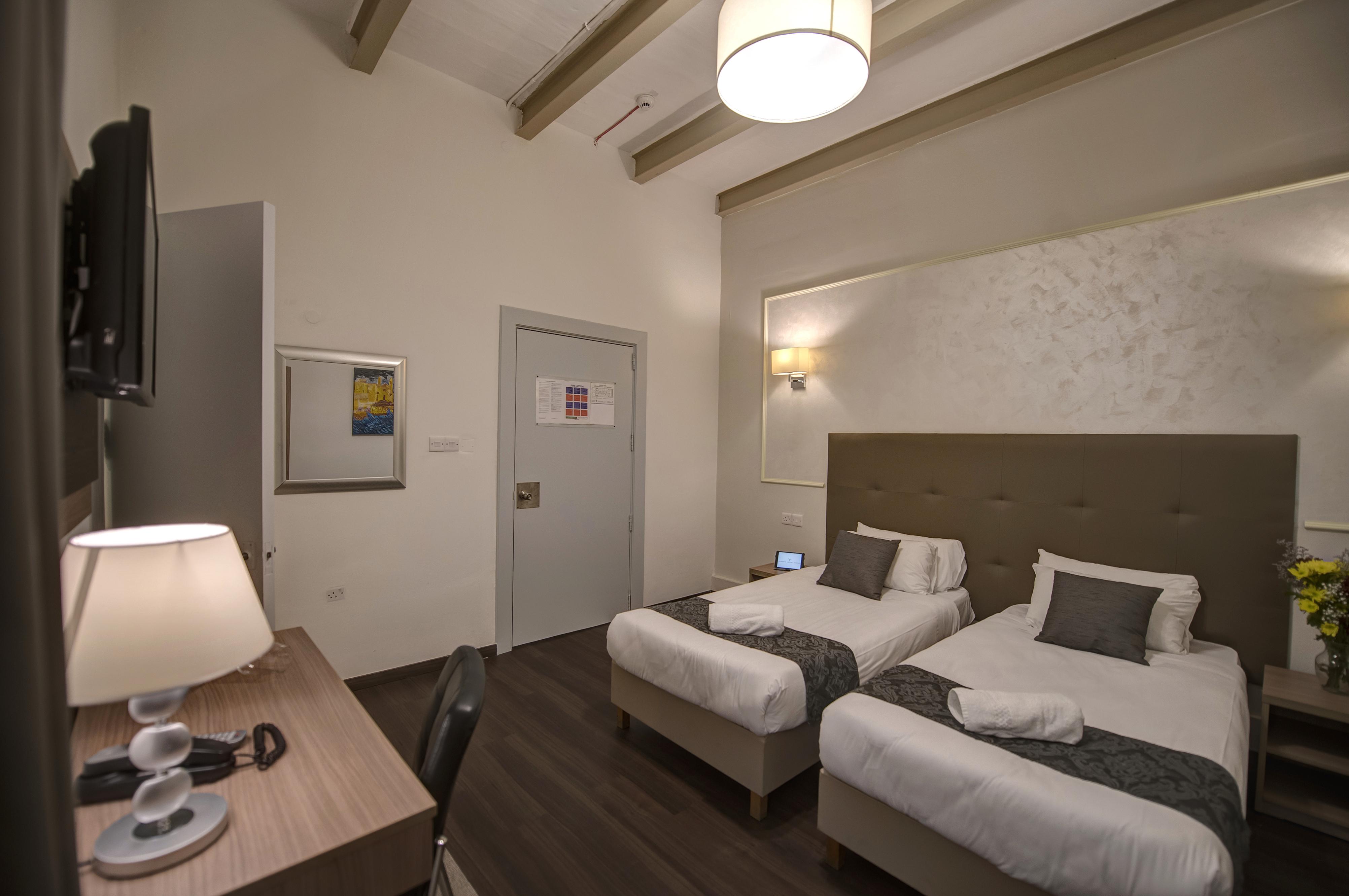 סליאמה Europa Hotel מראה חיצוני תמונה