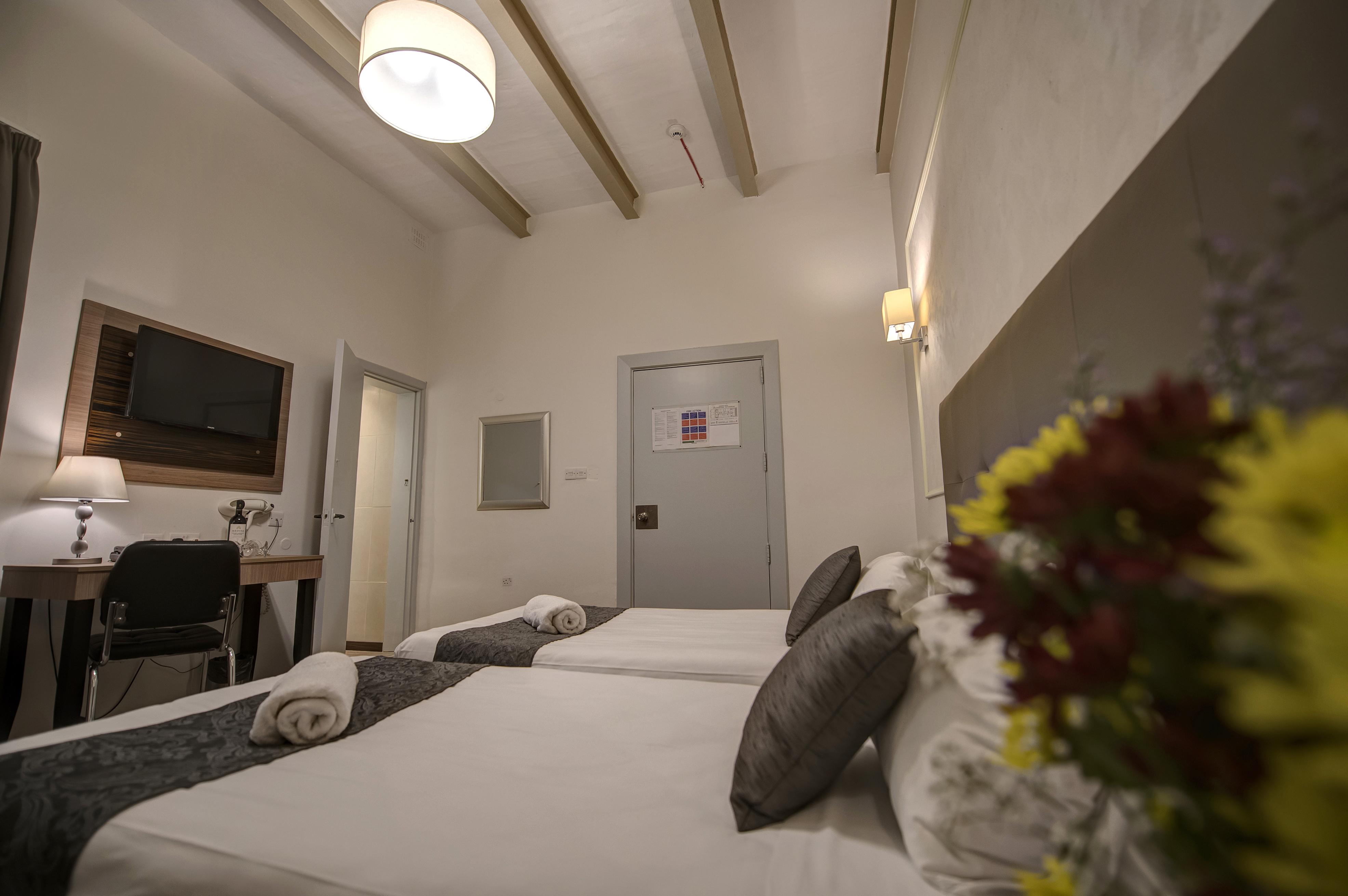 סליאמה Europa Hotel מראה חיצוני תמונה