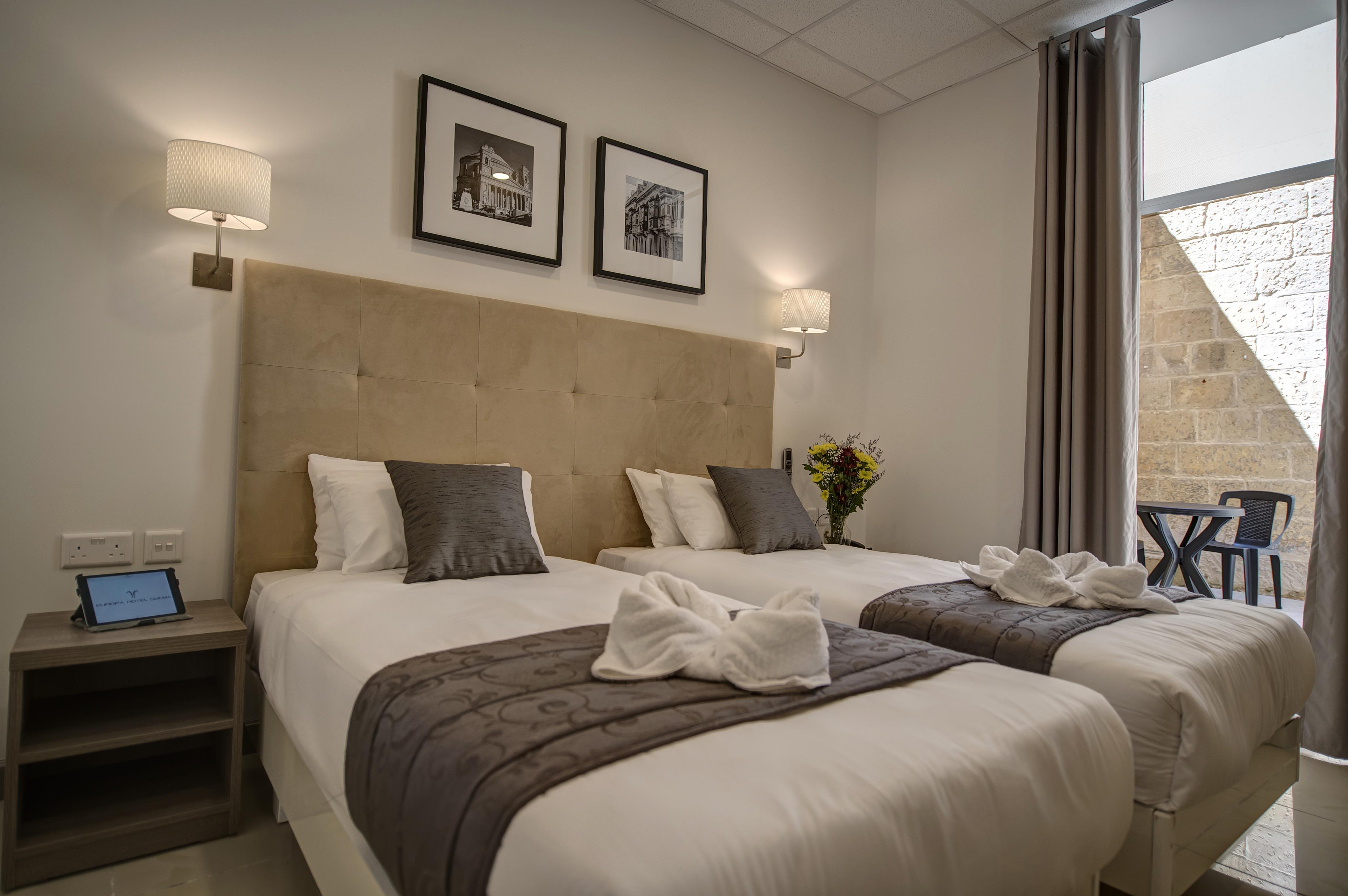 סליאמה Europa Hotel מראה חיצוני תמונה