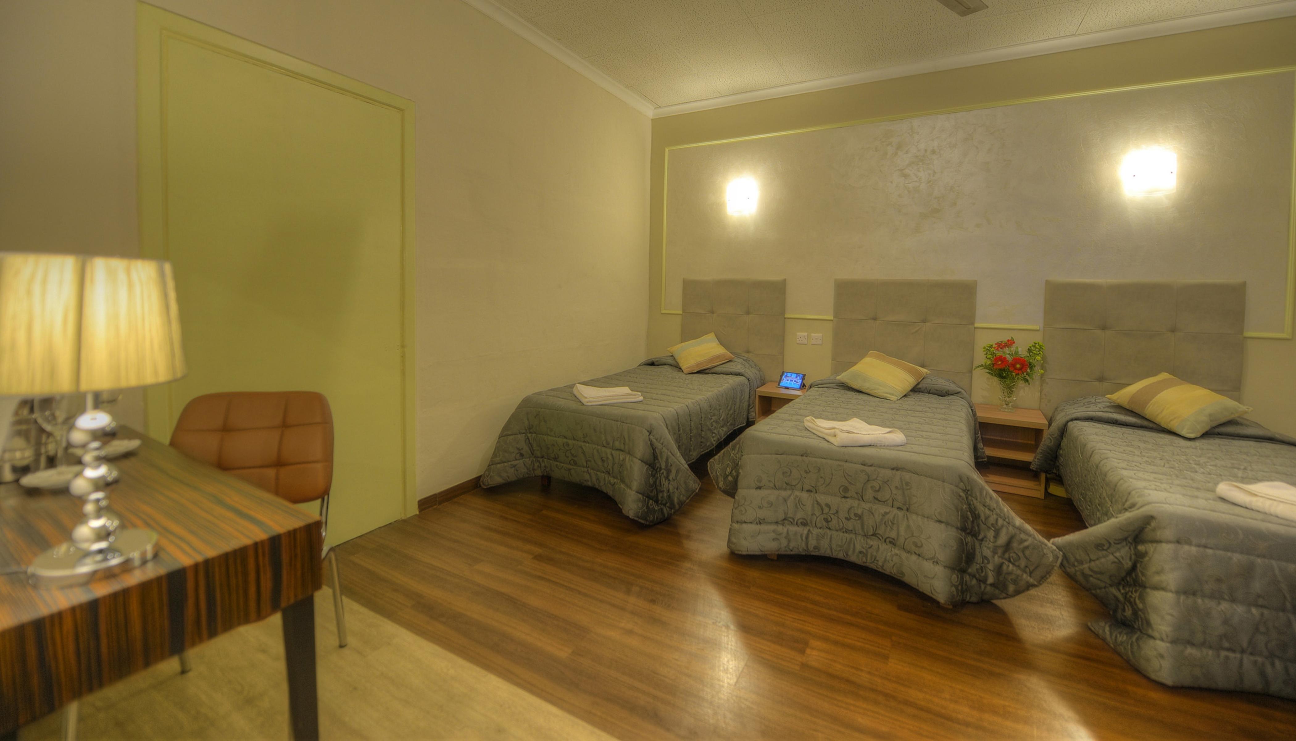סליאמה Europa Hotel מראה חיצוני תמונה